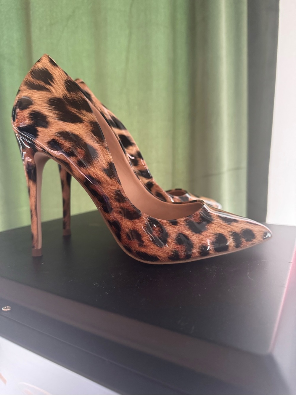 Steve Madden Leopard Print Pointed Toe Stiletto Pumps - Brown/Black NEW 7